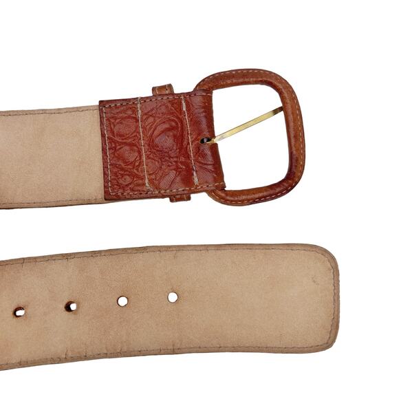 Vintage Made in Italy Cognac Croc Embossed Leather Wide Waist Belt Quiet Luxury Vintage Cognac Croc Embossed Wide Leather Waist Belt Uruguay  main image 2